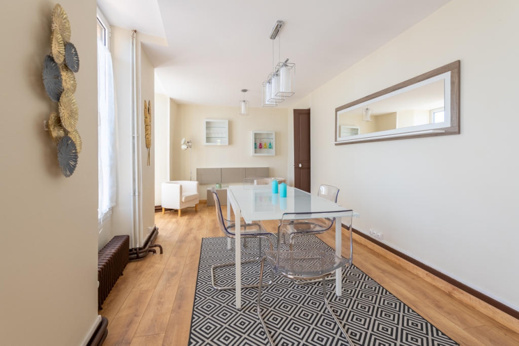 Salle à manger, Duplex du Belvédère